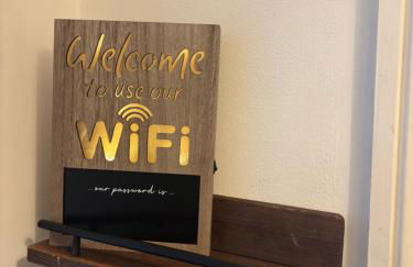 Jolly Jupiter at The Moon - Photo 19