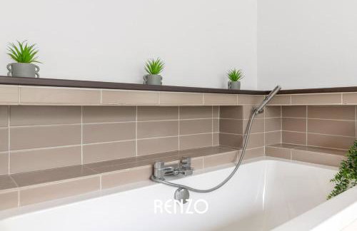 Vibrant 2-bed Home in Nottingham by Renzo, Free Driveway Parking, Sleeps 6! - Foto 25