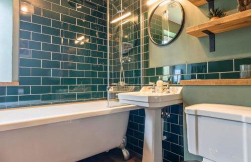 Gorgeous Rural 4 Bed Farm Cottage - With Hot Tub! - Foto 10