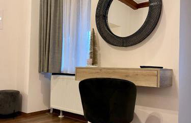 11 Luxury Apartments - Photo 16