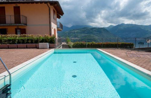 Italian vacation Homes - Iseo Lake Vista Retreat - Photo 29