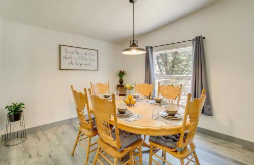 Snowy Peak Views and Cozy Game Nights Pine Home - Foto 11