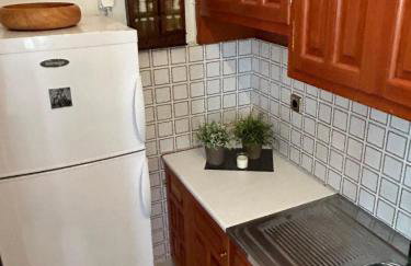 Το σπίτι της πλατείας - Photo 11