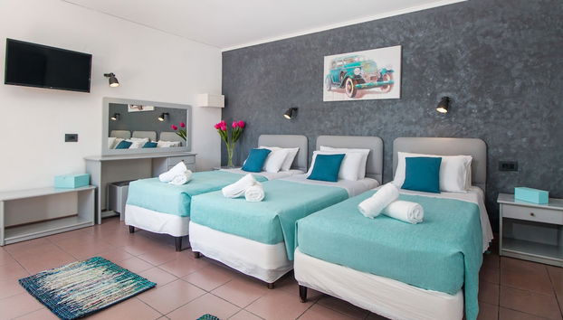 Kahlua Hotel Apartments - Photo 5, Room