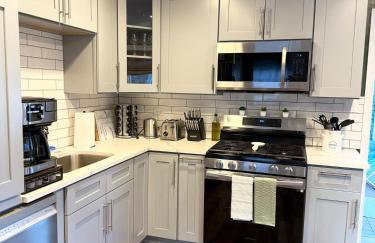 Cozy 5BD 2BTH Home with Scandinavian Vibes - Foto 29