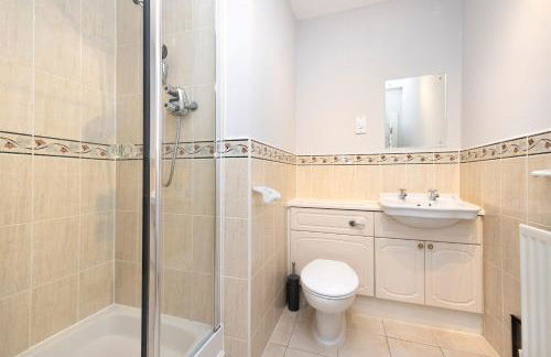 JOIVY Modern Flat with Free Parking - Foto 40