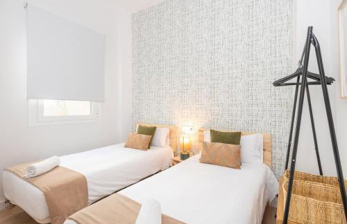 Apartamentos Luna Suites Palacio Dorita - Photo 26