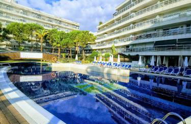 Seafront apartment in Blanes S'Abanell Central Park - Photo 21