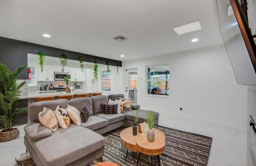 Spring Branch Getaway Feat 5BD Pool Hot tub - Foto 7