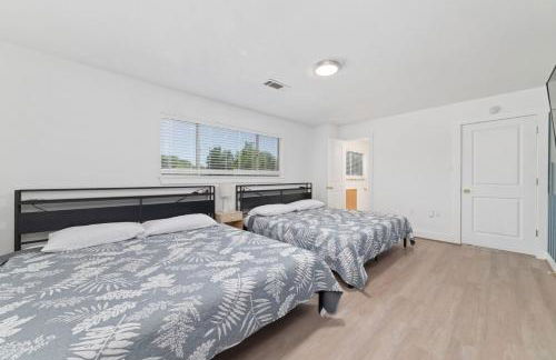 Pickleball-Basketball Oasis-Pool & Spacious Home - Photo 39