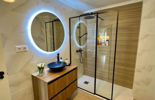 Villa Ana, céntrico y tranquilo, parking incluido - Foto 3