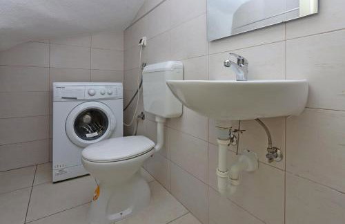 Family friendly house with a swimming pool Dolenja Vas, Central Istria - Sredisnja Istra - 24521 - Foto 26