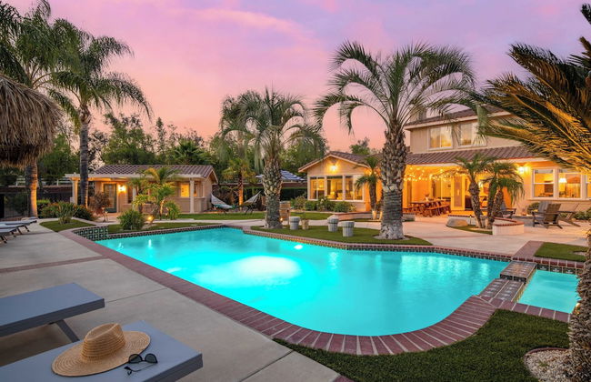 Villa Verdot by Avantstay Spectacular 6 BR Estate w/ Pool, Hot Tub, Tennis& B-ball Courts - Foto 2