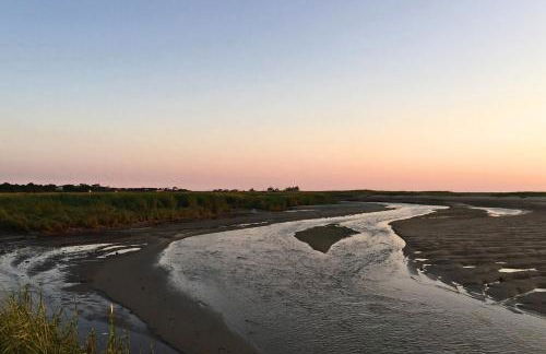 Stylish Wellfleet Home with Patio on 2 Private Acres - Foto 42