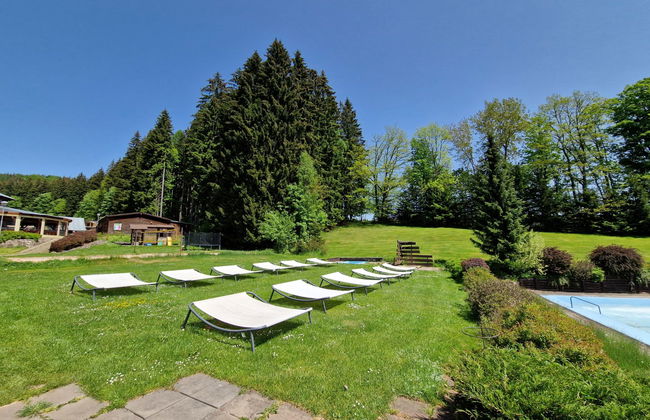 Luxe Timber Lodge & Relaxing Bath - Photo 43