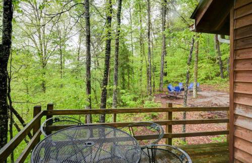 Hot Tub & WiFi - Hidden Chalet Red River Gorge KY - Foto 7