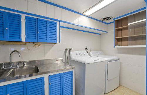 Oversized Family Beach Block Duplex with Game Room - Foto 33