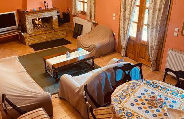 Arnaia Forest Villa - Photo 2