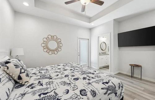 Beachfront Views with 3 bedrooms and 2 bathrooms - Foto 23