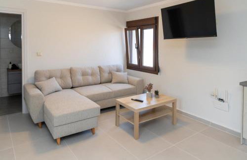 Το Σπίτι της Γιαγιάς 2 (Grandma's House 2) - Foto 19