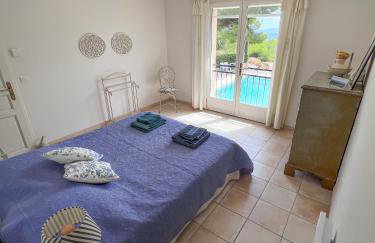 Villa "Le Sortilège" vue panoramique et piscine - Foto 8