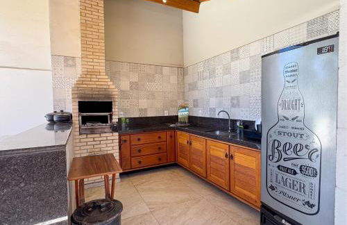 casadecastelhanos, Quadra do MAR de CASTELHANOS, 4 suítes com AR, Churrasqueira, Piscina, Hidromassagem, Cozinha INTEGRADA GOURMET Ideal para FAMÍLIA E AMIGOS - Foto 54