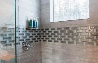 Rustic Luxe Creekside Retreat with Hot Tub and Fire Pit, Minutes From Hudson - Foto 29