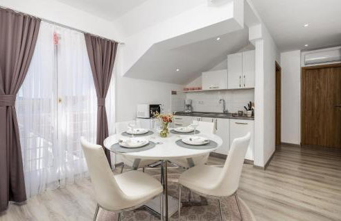 Amazing Home In Slunj With Wifi - Foto 9