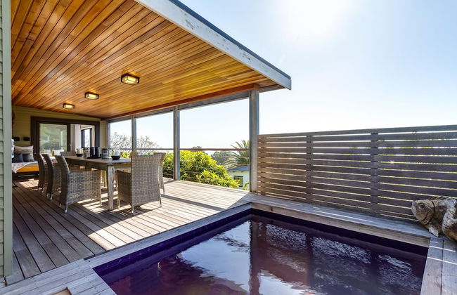 Spacious Apartment With Pool in Camps Bay - Photo 58