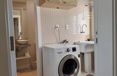 Apartamento Luxo Centro com Suíte, Sacada, Garagem, Garage - Foto 14