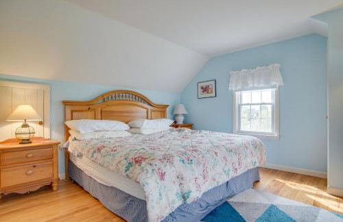 Walk to Beach Chatham Gem with Ocean-View Sunroom! - Foto 13