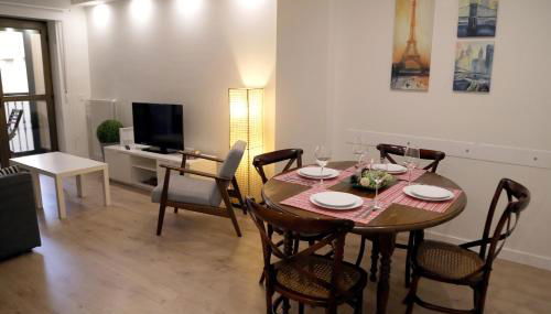 Plaza Monterrey parking opcional by Salamancavacacional - Foto 3