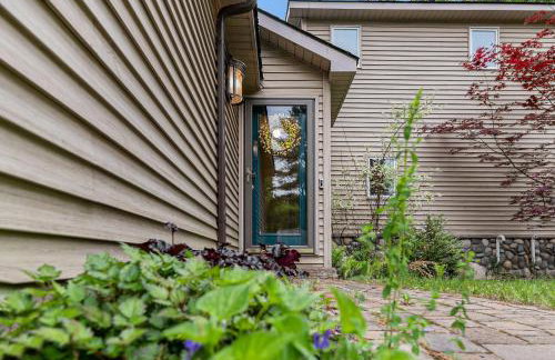 Relax & Explore Waterfront Crawford Lake Cottage 4878 - Foto 28