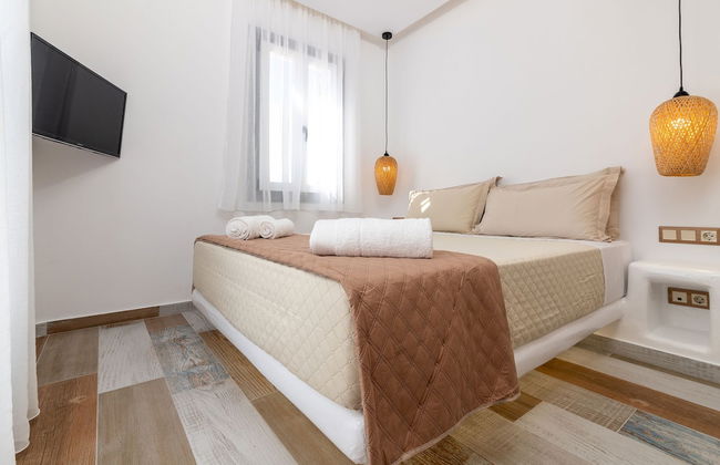 Naxian Sunset Luxury Villas - Photo 9