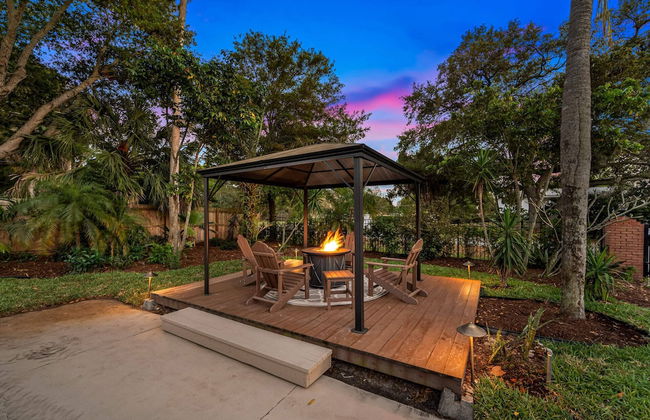 Luxe Largo Retreat: Pool, Games, Basketball & More - Foto 45