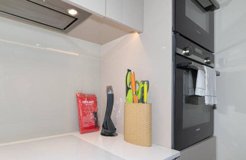 Modern Smart Home with Garden close to Richmond - Pass the Keys - Foto 18