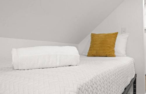 Charming 2nd-Floor Flat 3BR 2BA Free Parking - Foto 44