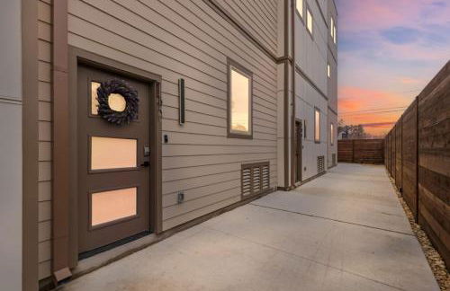 The Coral 2BD TownHouse 7ST Walkable - Foto 42
