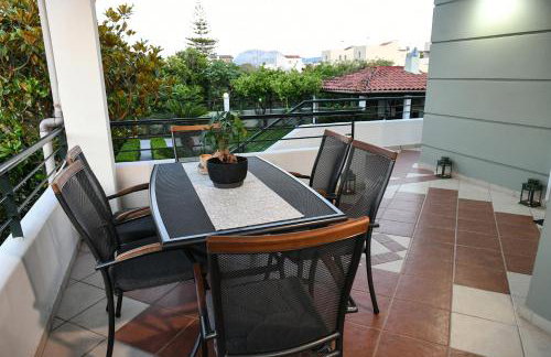 Corinthian Green Villa - Photo 47