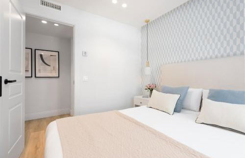 Donoso Cortes & Free parking by ELE Apartments - Photo 19