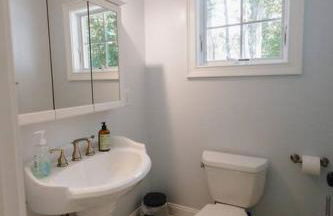 The Athena Hideaway - hottub, firepit, lake & racetrack - Foto 25