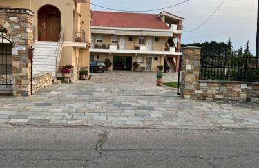 Flo's Apartments - Foto 9