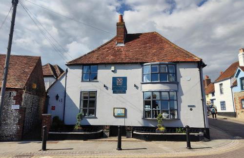 Frankland - Emsworth Harbour 3 Bedroom House - Photo 24