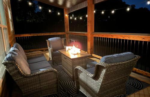 High Cliff Cabin + Private Hot tub at Table Rock Lake - Foto 25