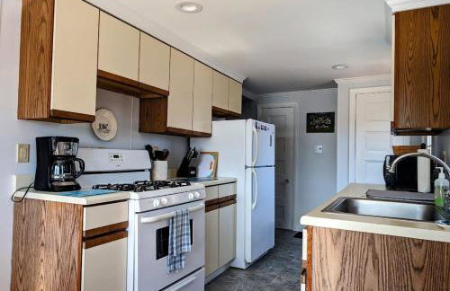 NEW Beachy Watering Cove Cottage - Foto 33