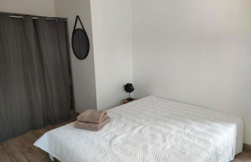 Maison cosy et élégante -Tram A et E 300 m, - Bordeaux 15 min - Foto 12