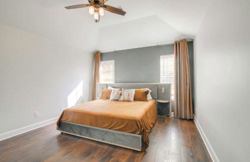 Walk to the Greenline Sleek Cordova Home with Patio - Foto 10