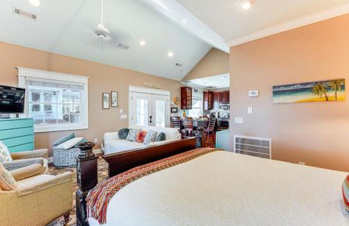 Heart of Historic Chickamauga! Chic Studio with Pool - Foto 6