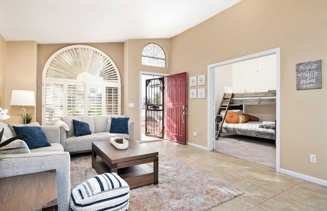 Bella Vista by Avantstay Pool w/ Waterslide - Photo 5