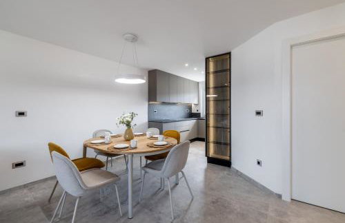 Bracera Luxury Apartments - Photo 19